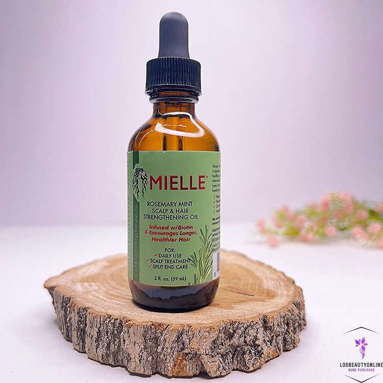 روغن رزماری و نعناع میله، مناسب برای تقویت مو، افزایش گردش خون و کاهش التهاب پوست سر