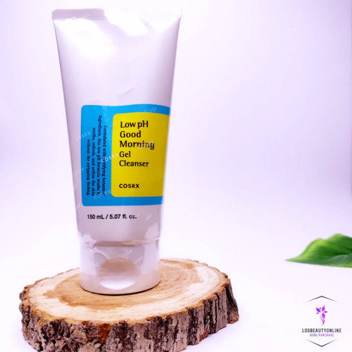 ژل شستشوی صورت با pH پایین کوزارکس، مناسب برای پاکسازی ملایم و حفظ تعادل پوست