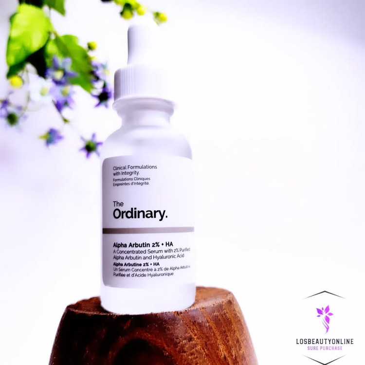 سرم آلفا آربوتین ۲٪ + هیالورونیک اسید اوردینری، مناسب برای کاهش لک و آبرسانی پوست