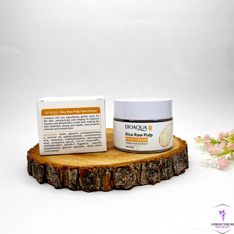 کرم آبرسان برنج بیوآکوا، مناسب برای رطوبترسانی و روشنکنندگی پوست